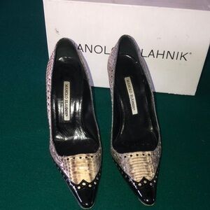 Manolo Blahnik Pumps. Made in Italy. Size 36.
